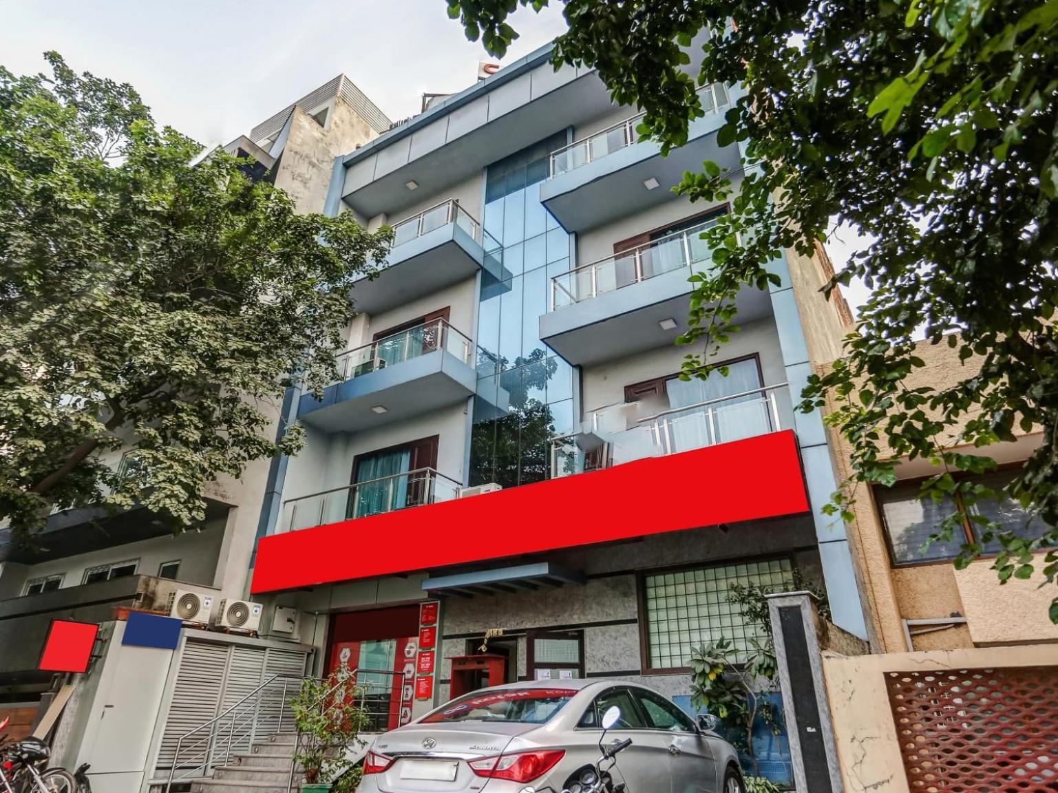 新德里 Signature Plaza酒店 外观 照片